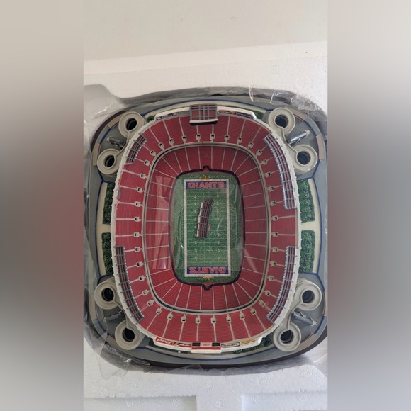 Danbury Mint NY Giants Stadium Model with Original Packaging